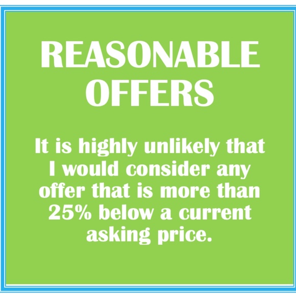 CLOSET ETIQUETTE | CLOSET GUIDELINES | CLOSET POLICIES - Picture 6 of 11